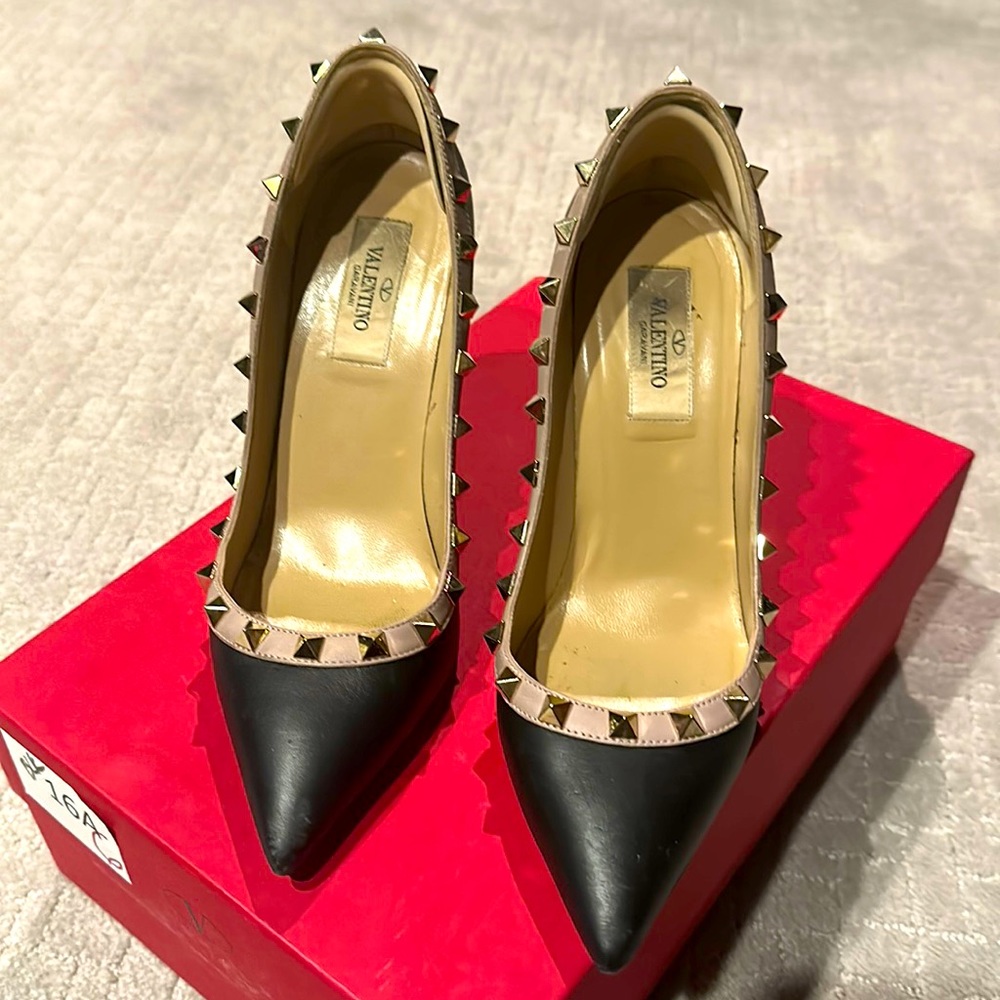 Valentino - Rockstud Heels - Size 6 (euro 36)